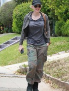 Anna Faris busty