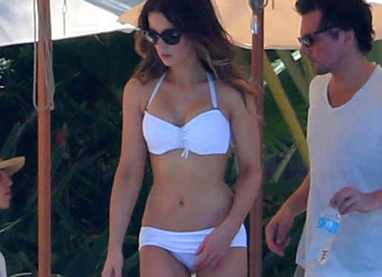 Kate Beckinsale bikini