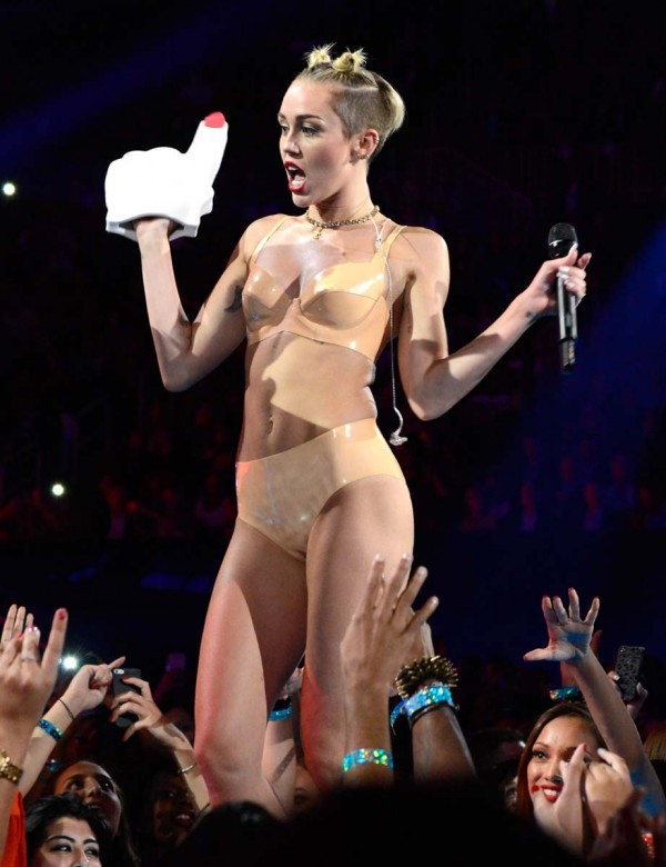 Miley Cyrus MTV Video Music Awards performance