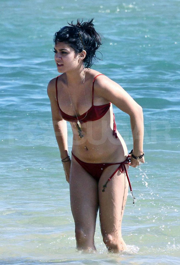 Beach vanessa hudgens nude Vanessa Hudgens