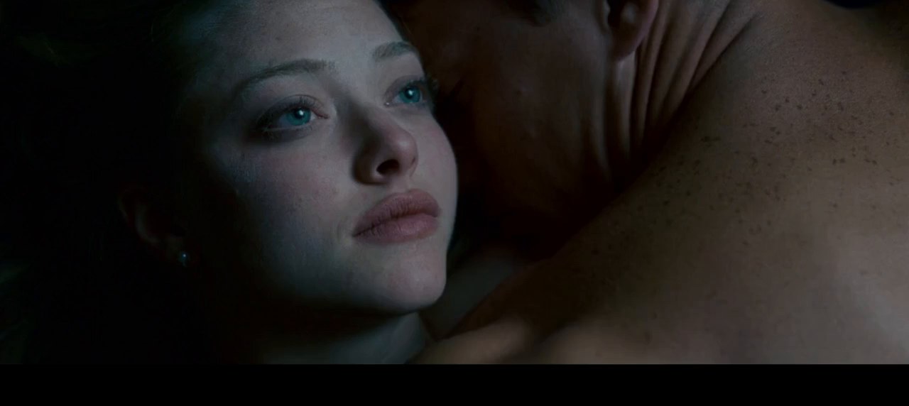Amanda Seyfried as Savannah in the love scene, Dear John (2010)