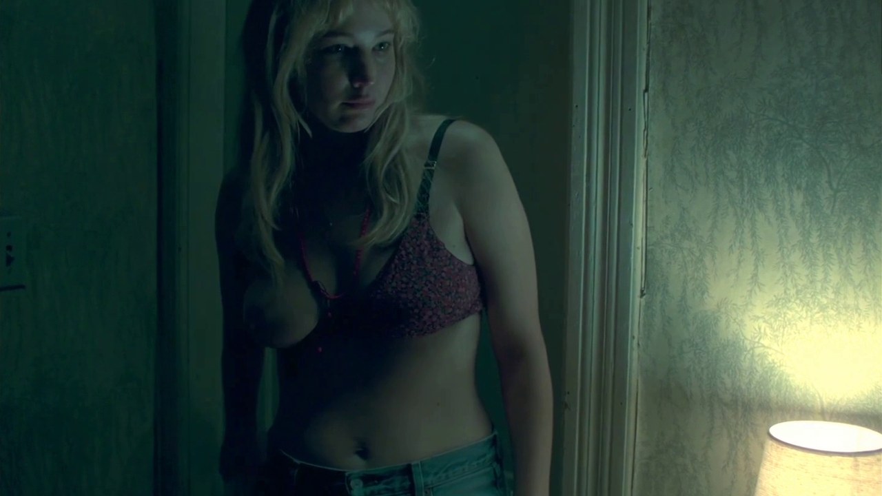 Jennifer Lawrence: Naked at Home, Die My Love (2025)
