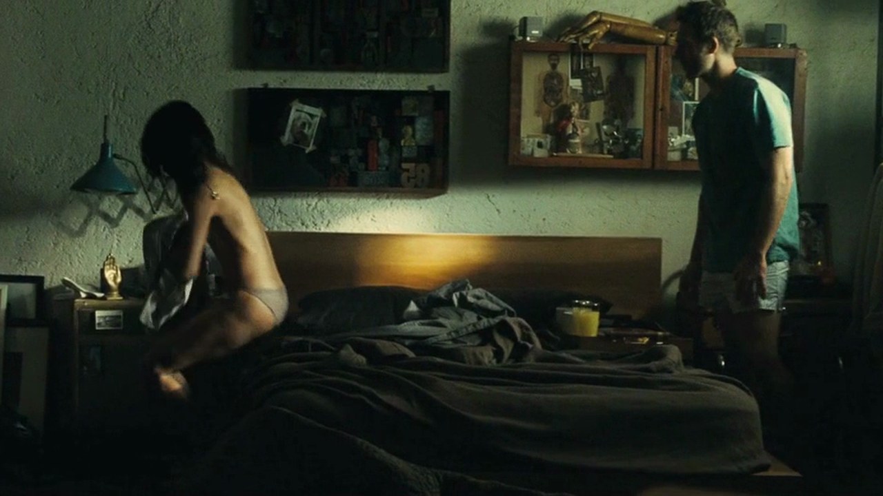 The Colombiana Morning After (2011): Zoe Saldaña scene preview