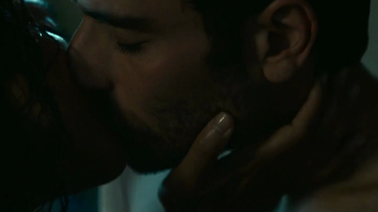 The From Scratch Love Scene (2022): Zoe Saldaña scene preview