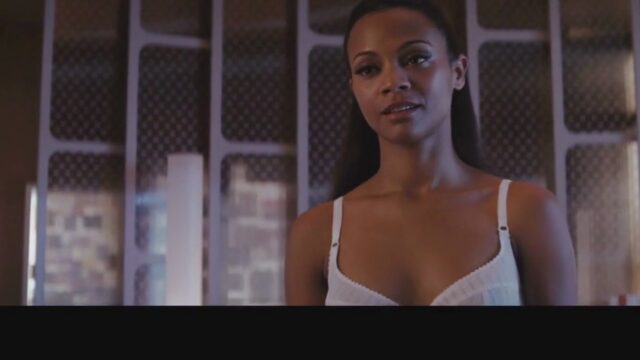 Zoe Saldaña (Zoe Saldana) as Starfleet cadet Nyota Uhura with Rachel Nichols as Gaila in Star Trek (2009)