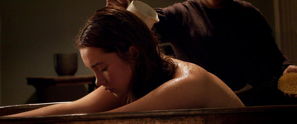 Florence Pugh in Lady Macbeth
