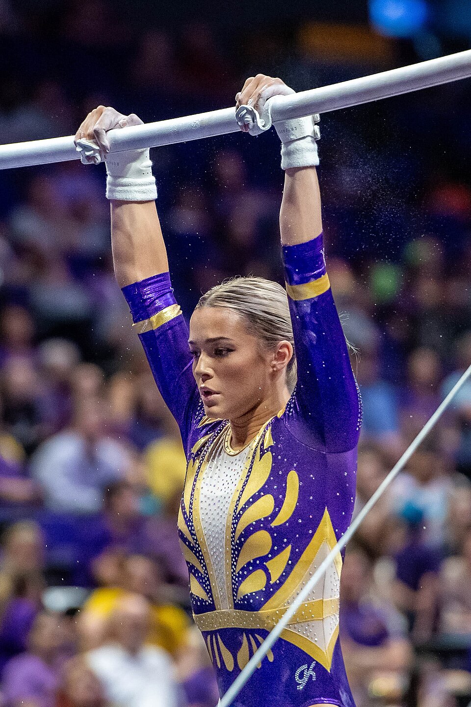 Olivia Dunne on the uneven bars at the Pete Maravich Assembly Center, Baton Rouge, 16 December 2024